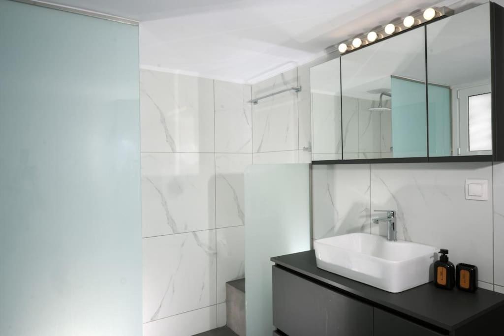 Marie'S Luxury City Center Apartment Ираклио Екстериор снимка